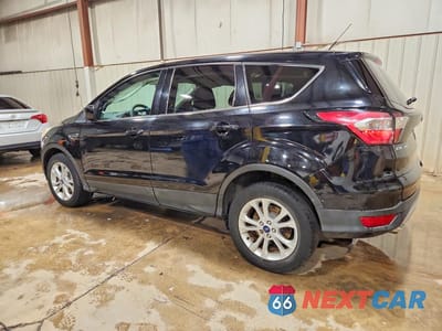 Drugie zdjęcie samochodu z przodu: 2017 FORD ESCAPE SE VIN:1FMCU0GD9HUC17167 - miniatura
