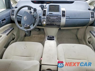 Zdjęcie 8 z 11 samochodu: 2007 TOYOTA PRIUS BASE VIN:JTDKB20U377674176 - miniatura