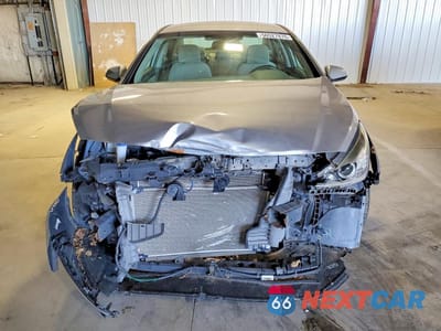 Piąte zdjęcie samochodu w środku: 2017 HYUNDAI SONATA SE VIN:5NPE24AF1HH499237 - miniatura
