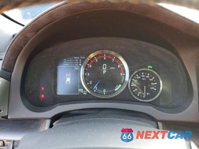 Zdjęcie 9 z 12 samochodu: 2015 LEXUS RC F BASE VIN:JTHHP5BCXF5000424 - miniatura