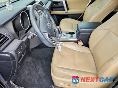 Zdjęcie 7 z 13 samochodu: 2011 TOYOTA 4RUNNER LIMITED VIN:JTEBU5JR1B5046333 - miniatura