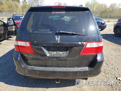 Zdjęcie 6 z 13 samochodu: 2006 HONDA ODYSSEY TOURING VIN:5FNRL38846B080052 - miniatura