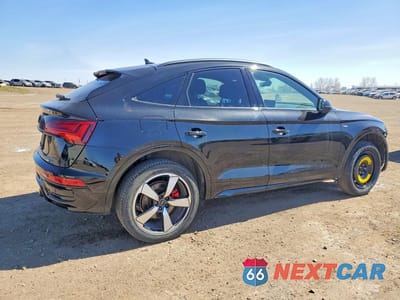 Trzecie zdjęcie samochodu z tyłu: 2024 AUDI Q5 SPORTBACK PRESTIGE 45 VIN:WA16AAFYXR2057361 - miniatura