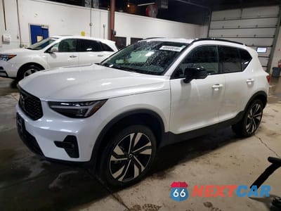 2024 VOLVO XC40 ULTIMATE YV4L12UM2R2214604 - główne zdjęcie licytacji z USA - miniatura