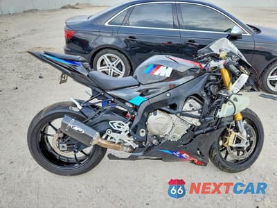 2015 BMW S 1000 RR WB10D2105FZ352412 - główne zdjęcie licytacji z USA - miniatura