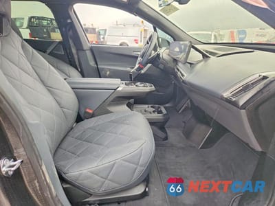 Zdjęcie 7 z 14 samochodu: 2025 BMW IX M60 VIN:WB533CF00SCT39190 - miniatura