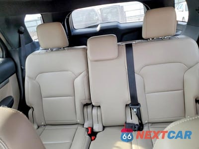 Zdjęcie 10 z 13 samochodu: 2019 FORD EXPLORER XLT VIN:1FM5K8DH6KGA94390 - miniatura