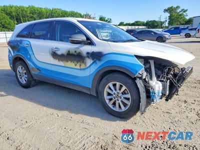 Czwarte zdjęcie samochodu z boku: 2020 KIA SORENTO S VIN:5XYPGDA51LG614873 - miniatura