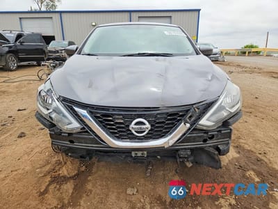 Piąte zdjęcie samochodu w środku: 2019 NISSAN SENTRA SV VIN:3N1AB7AP0KY391052 - miniatura