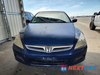 Piąte zdjęcie samochodu w środku: 2006 HONDA ACCORD SE VIN:1HGCM56386A173849 - miniatura