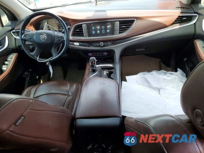 Zdjęcie 8 z 12 samochodu: 2018 BUICK ENCLAVE AVENIR VIN:5GAEVCKW8JJ226164 - miniatura