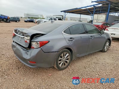 Trzecie zdjęcie samochodu z tyłu: 2013 LEXUS ES VIN:JTHBW1GG9D2034687 - miniatura