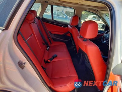 Zdjęcie 10 z 12 samochodu: 2015 BMW X1 XDRIVE28I VIN:WBAVL1C55FVY36941 - miniatura