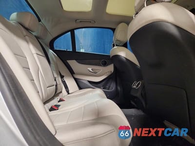 Zdjęcie 10 z 13 samochodu: 2017 MERCEDES-BENZ C 300 4MATIC VIN:55SWF4KB9HU209053 - miniatura