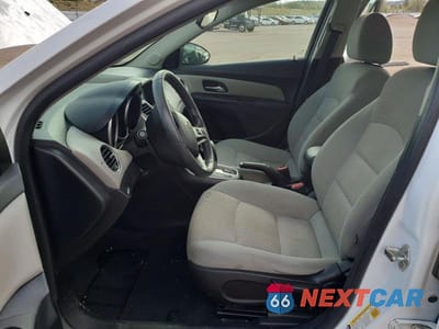Zdjęcie 7 z 12 samochodu: 2015 CHEVROLET CRUZE LT VIN:1G1PC5SB6F7137406 - miniatura