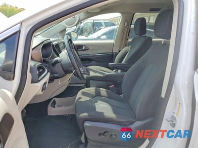 Zdjęcie 7 z 14 samochodu: 2022 CHRYSLER VOYAGER LX VIN:2C4RC1CG1NR120867 - miniatura