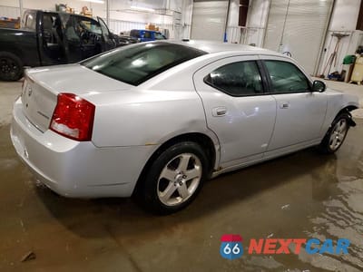 Trzecie zdjęcie samochodu z tyłu: 2010 DODGE CHARGER VIN:2B3CK4CVXAH274200 - miniatura