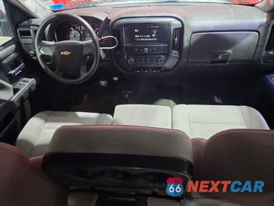 Zdjęcie 8 z 11 samochodu: 2018 CHEVROLET SILVERADO K1500 CUSTOM VIN:1GCVKPEC2JZ264202 - miniatura