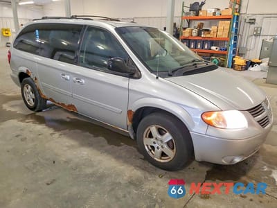 Czwarte zdjęcie samochodu z boku: 2007 DODGE GRAND CARAVAN SXT VIN:2D4GP44LX7R105069 - miniatura