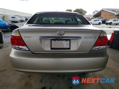 Zdjęcie 6 z 11 samochodu: 2005 TOYOTA CAMRY LE VIN:4T1BE32K75U393162 - miniatura
