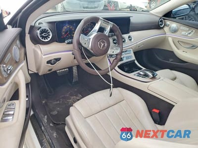 Zdjęcie 8 z 13 samochodu: 2018 MERCEDES-BENZ E 400 VIN:WDD1J6FB6JF014650 - miniatura