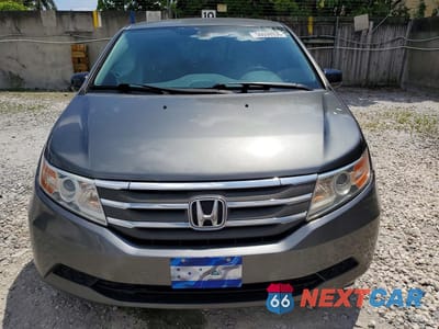 Piąte zdjęcie samochodu w środku: 2013 HONDA ODYSSEY EX VIN:5FNRL5H46DB058754 - miniatura