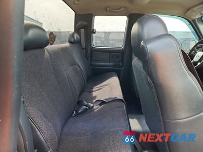 Zdjęcie 10 z 12 samochodu: 2000 CHEVROLET SILVERADO K1500 VIN:1GCEK19V5YE152682 - miniatura