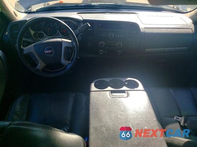 Zdjęcie 8 z 12 samochodu: 2013 GMC SIERRA K1500 SLE VIN:3GTP2VE78DG113160 - miniatura