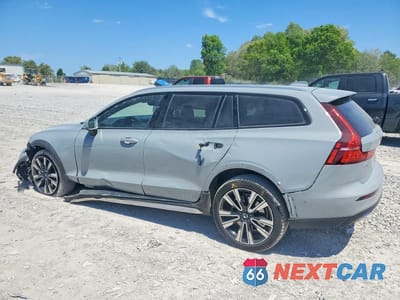 Drugie zdjęcie samochodu z przodu: 2026 VOLVO V60 CROSS COUNTRY ULTRA VIN:YV4L12WL1T2170512 - miniatura