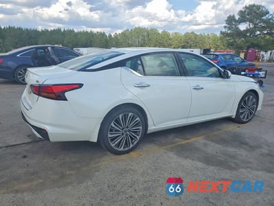 Trzecie zdjęcie samochodu z tyłu: 2023 NISSAN ALTIMA 2.5 SL VIN:1N4BL4EV2PN325537 - miniatura