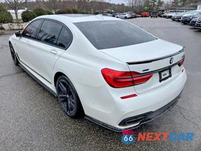 Trzecie zdjęcie samochodu z tyłu: 2017 BMW 750 XI VIN:WBA7F2C38HG423052 - miniatura