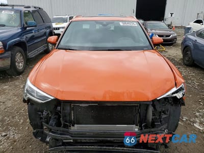 Piąte zdjęcie samochodu w środku: 2019 AUDI Q3 PREMIUM PLUS S-LINE VIN:WA1EECF39K1087625 - miniatura