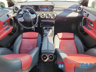 Zdjęcie 8 z 12 samochodu: 2022 MERCEDES-BENZ CLA 250 VIN:W1K5J4GB2NN250812 - miniatura