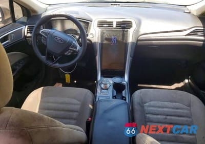Zdjęcie 8 z 12 samochodu: 2017 FORD FUSION S VIN:3FA6P0G78HR122969 - miniatura