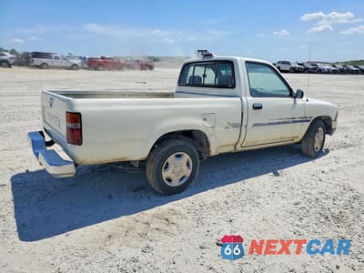Trzecie zdjęcie samochodu z tyłu: 1994 TOYOTA PICKUP DX VIN:4TARN81P8RZ279804 - miniatura