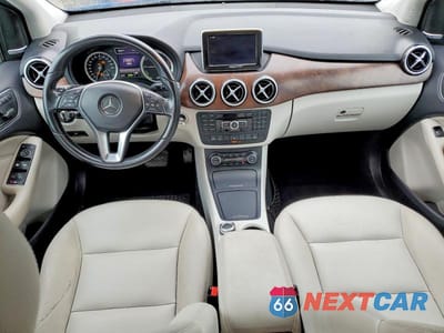 Zdjęcie 8 z 13 samochodu: 2014 MERCEDES-BENZ B ELECTRIC VIN:WDDVP9AB2EJ003253 - miniatura