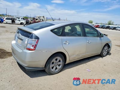 Trzecie zdjęcie samochodu z tyłu: 2005 TOYOTA PRIUS BASE VIN:JTDKB20U857018746 - miniatura