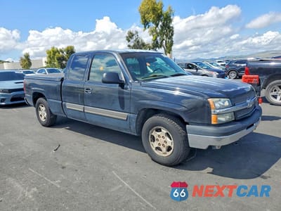Czwarte zdjęcie samochodu z boku: 2003 CHEV SILVERADO 1500 VIN:2GCEC19T231204954 - miniatura