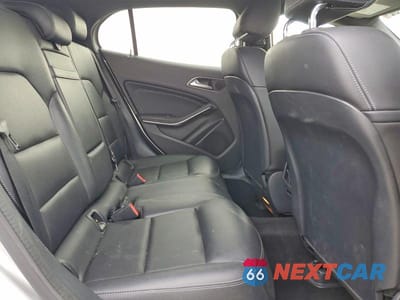 Zdjęcie 11 z 13 samochodu: 2018 MERCEDES-BENZ GLA 250 4MATIC VIN:WDCTG4GB3JJ390069 - miniatura
