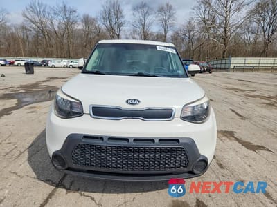 Piąte zdjęcie samochodu w środku: 2014 KIA SOUL BASE VIN:KNDJN2A21E7111334 - miniatura