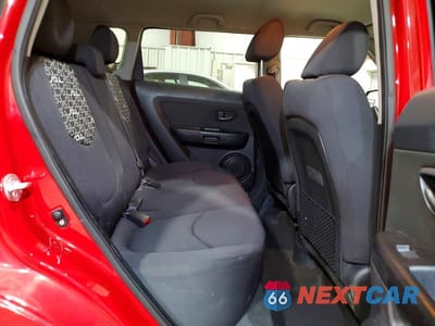 Zdjęcie 10 z 11 samochodu: 2011 KIA SOUL + VIN:KNDJT2A20B7316354 - miniatura