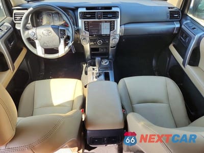 Zdjęcie 8 z 13 samochodu: 2020 TOYOTA 4RUNNER SR5 PREMIUM VIN:JTEBU5JRXL5817681 - miniatura