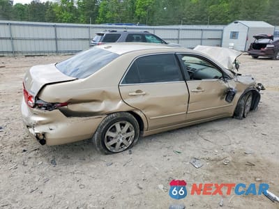 Trzecie zdjęcie samochodu z tyłu: 2005 HONDA ACCORD EX VIN:1HGCM66515A057768 - miniatura