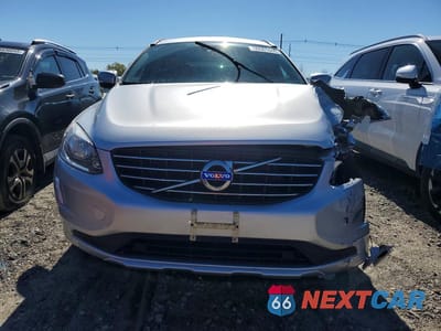 Piąte zdjęcie samochodu w środku: 2015 VOLVO XC60 T6 PREMIER VIN:YV4902RK5F2749765 - miniatura