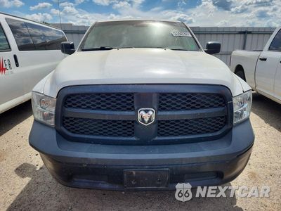 Piąte zdjęcie samochodu w środku: 2019 RAM 1500 CLASSIC TRADESMAN VIN:1C6RR6FG2KS603714 - miniatura