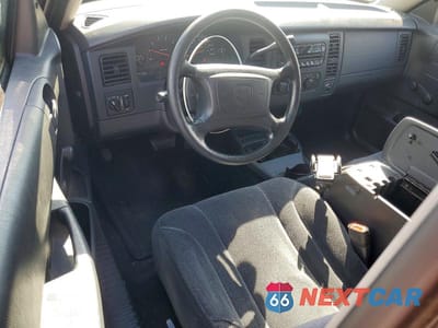 Zdjęcie 8 z 12 samochodu: 2004 DODGE DAKOTA SXT VIN:1D7GL12KX4S585440 - miniatura