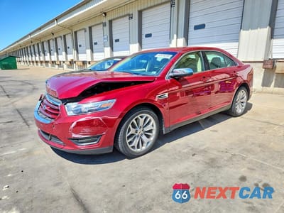 2017 FORD TAURUS LIMITED 1FAHP2F82HG129874 - główne zdjęcie licytacji z USA - miniatura