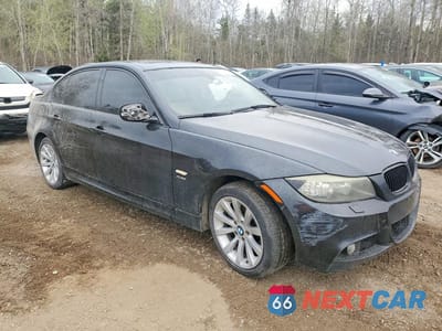 Czwarte zdjęcie samochodu z boku: 2010 BMW 335 XI VIN:WBAPL3C55AA407724 - miniatura