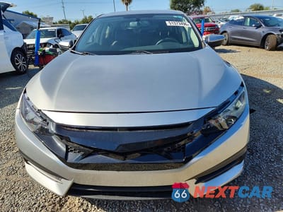 Piąte zdjęcie samochodu w środku: 2018 HONDA CIVIC EXL VIN:JHMFC1F74JX004362 - miniatura