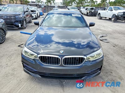 Piąte zdjęcie samochodu w środku: 2017 BMW 540 I VIN:WBAJE5C31HG915688 - miniatura